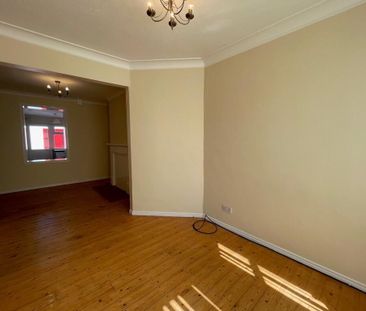 95 Ellis Street, BT38, Carrickfergus - Photo 3