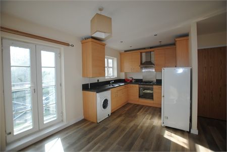 Kingfisher Drive, Kent, London - Photo 4