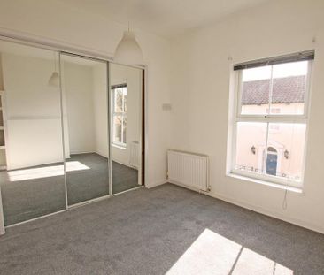 2 bedroom detached house to rent - Photo 4