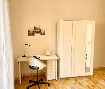 Via Caduti di Cefalonia, Florence, Tuscany 50127 - Photo 6