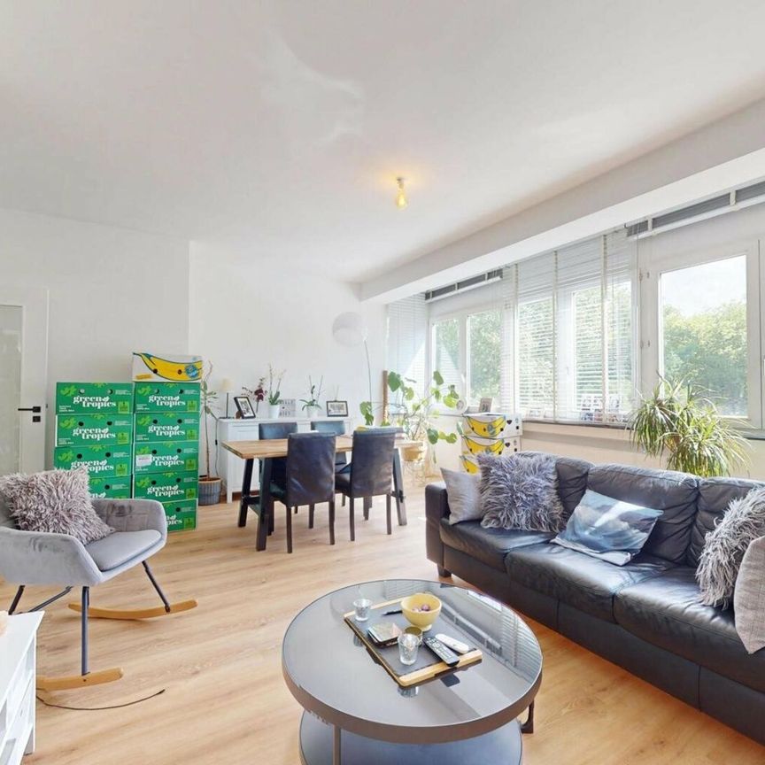 Flat for rent - Photo 1