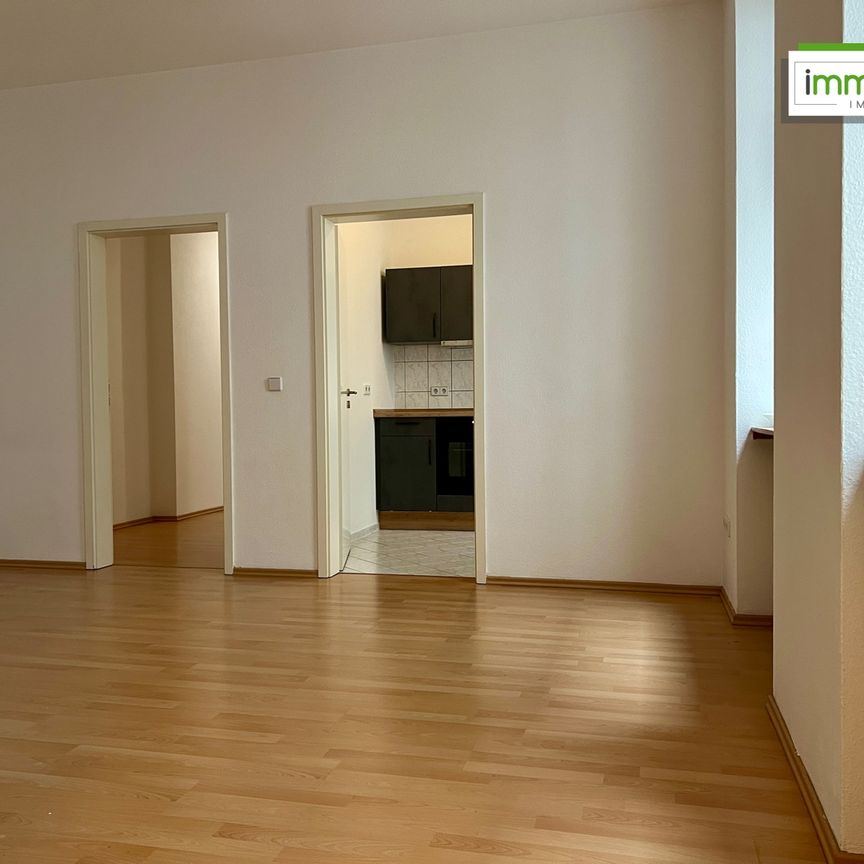Mitten in der Altstadt! Gemütliches 2-Raum-Apartment im Seitenhaus mit neuer Einbauküche & Duschbad - Photo 1