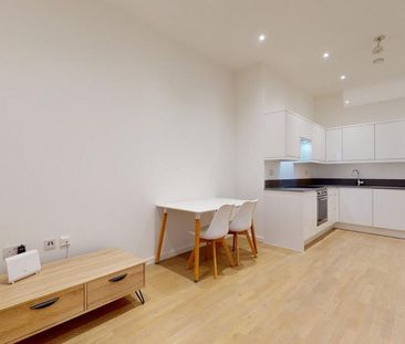 Studio to rent - Photo 6