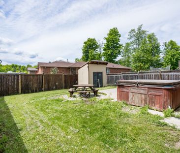 For Lease - 4 Prince Edward Place, Barrie, Ontario - Photo 4
