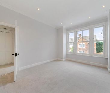 2 bedroom maisonette to rent - Photo 4