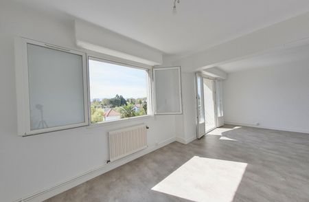 Allées de Morlaas - Appartement 3/4 pièces avec Vue PYRENEES, Balcons Cave et Garage privé, - Photo 2