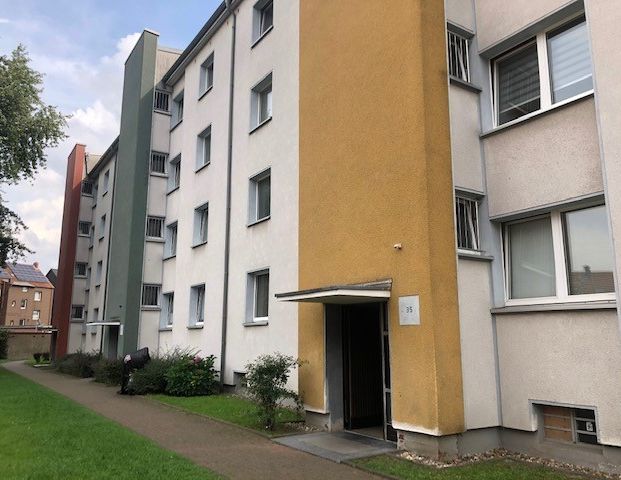 Die neue Wohnung für das junge Pärchen. 2 Zimmer in Bickern. - Photo 1