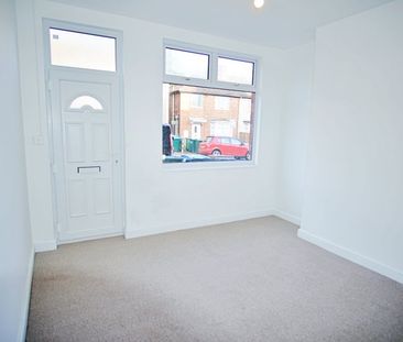 2 Bed Terraced House, St. Georges Road, CV1 - Photo 1
