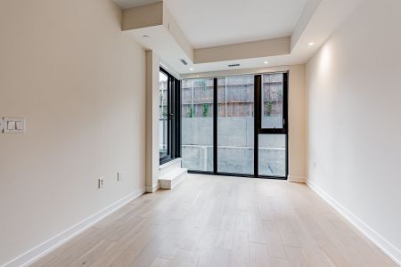 For Lease - 840 St Clair Avenue Unit# 203, Toronto, Ontario - Photo 4