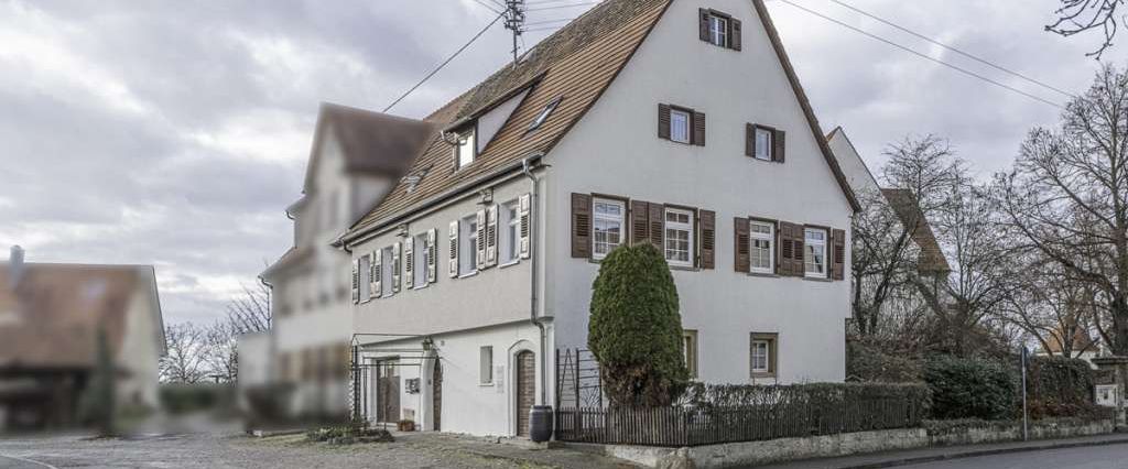 Handwerker-Haus mit 3 Wohnungen und 7 Zimmer - Foto 1