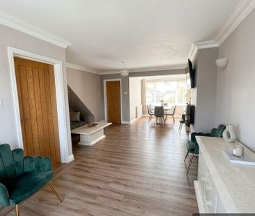 Castle Meadows, Bridgend - Photo 4