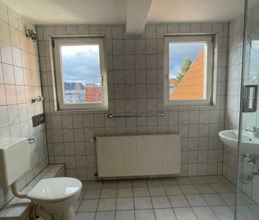 2-Raum-Wohnung mit Einbauküche und Balkon - Photo 1