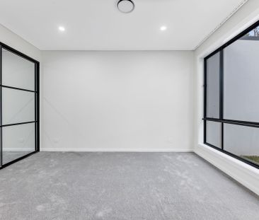 Four Bedroom Town Home - Photo 1