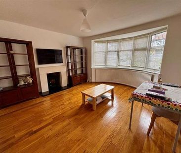 Longland Drive, Totteridge, N20 - Photo 1