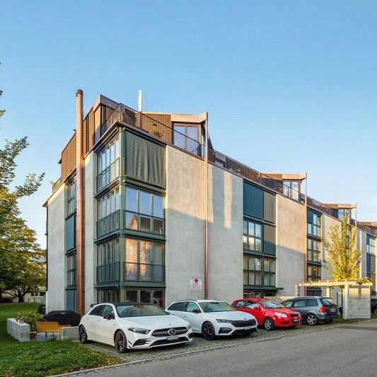 Modernes Wohnen an ruhiger Lage im schönen Pfäffikon ZH - Foto 1
