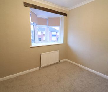 3 bedroom semi-detached house to rent - Photo 6