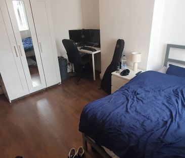 23 Bedford Street, Roath, Cardiff, CF24 3BZ - Photo 1