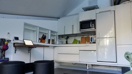 Architectural Wadestown Retreat - 1BR Home! - Photo 4