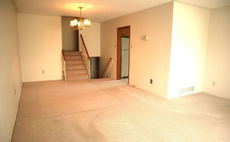 For Lease - 11 Ascot Avenue, Brampton, Ontario - Photo 5