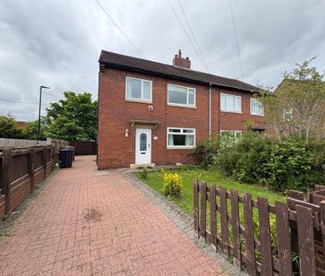 3 bedroom semi-detached house to rent - Photo 1