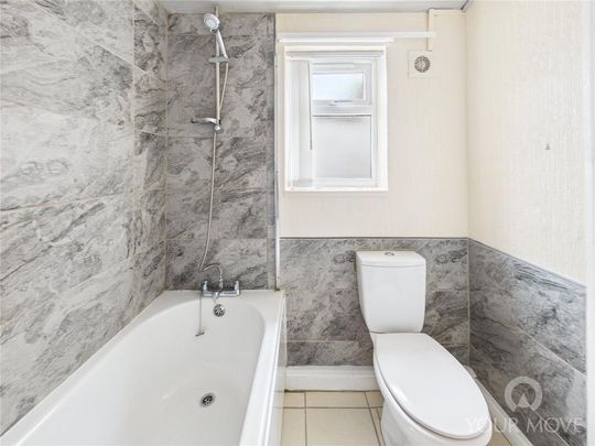 2 bedroom terraced house to rent - Photo 1