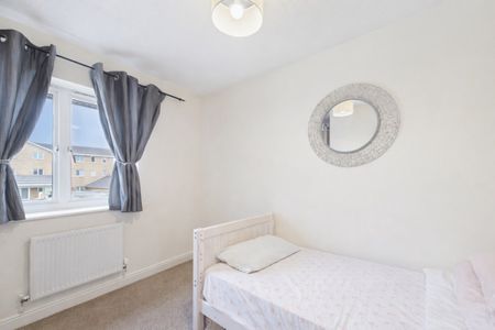 Lloyd Close, Cheltenham, Gloucestershire, GL51 - Photo 3