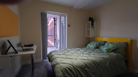 4 bedroom flat share to rent - Photo 2