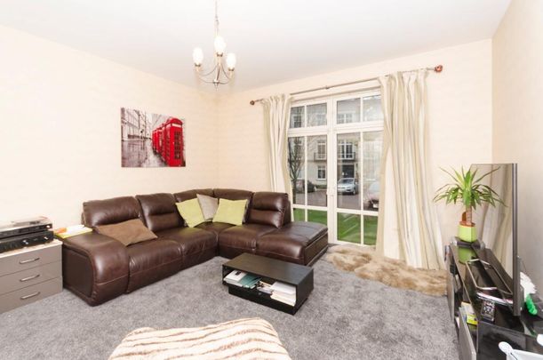 2 bedroom flat to rent - Photo 1
