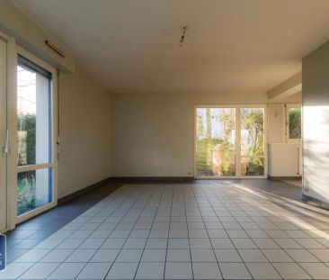 Appartement à louer 4 pièces 81.1m² - Photo 2