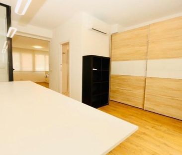 3 room luxury House for rent in Paterna, Valencia - Photo 2