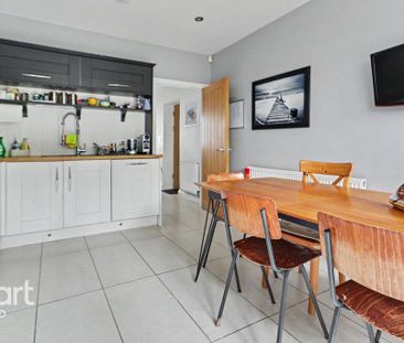 3 bedroom end of terrace house to rent - Photo 6