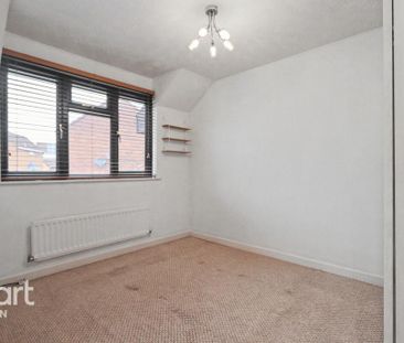 3 bedroom semi-detached house to rent - Photo 6