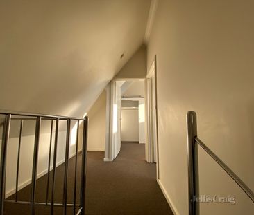 2/17 Barkly Street, Brunswick East - Photo 1