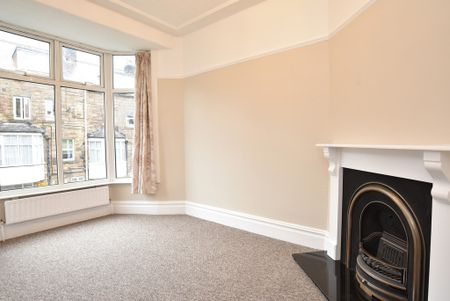 Belmont Road, Harrogate, HG2 0LR - Photo 2