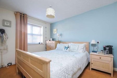 Bure Park, Bicester, OX26 - Photo 4