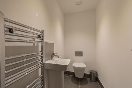 3 bedroom apartment to rent - Photo 4