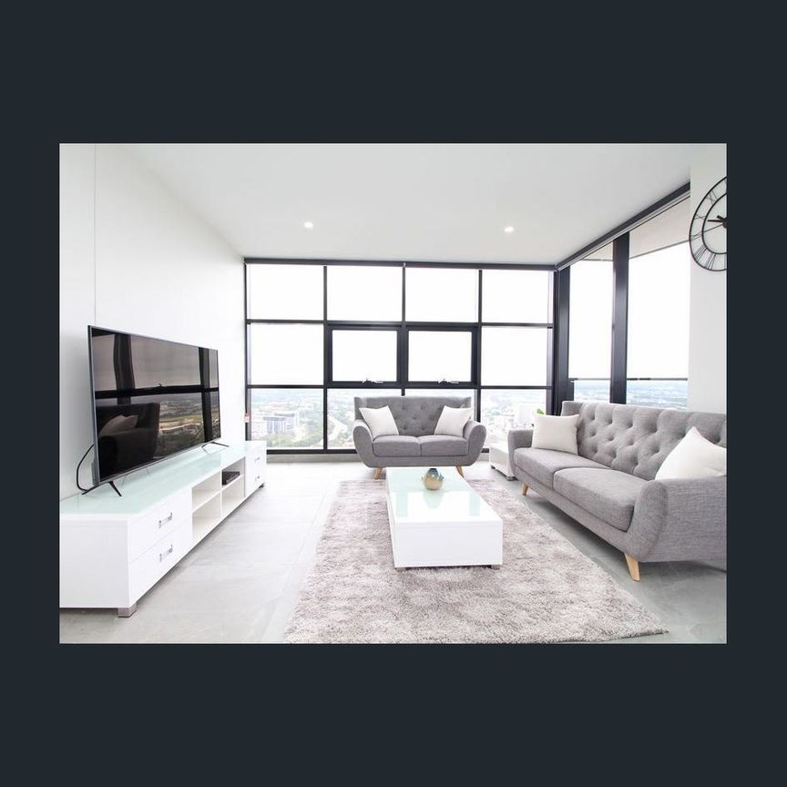 FULLY FURNISHED APARTMENT IN GREAT LOCATION! - Photo 1