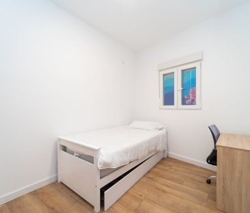 Calle de Tracia, Madrid, Community of Madrid 28037 - Photo 4