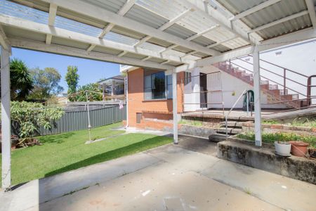 Cute One Bedroom in Kahibah! - Photo 2