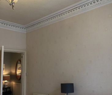 3 Bed Flat, Caledonian Place, EH11 - Photo 3