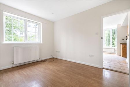 7 bedroom detached house to rent - Photo 3