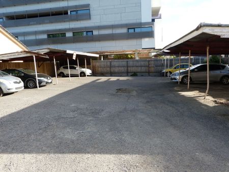 Cosy & Convenient 2-Bedroom Unit In Dandenong - Photo 5