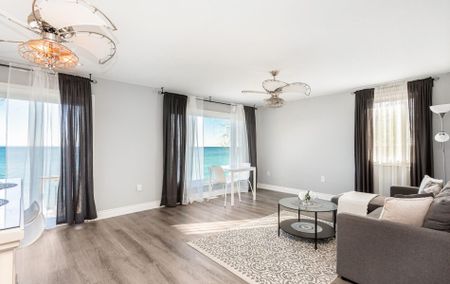 For Lease - 18 1/2 Lakeshore Drive, Hamilton, Ontario - Photo 4