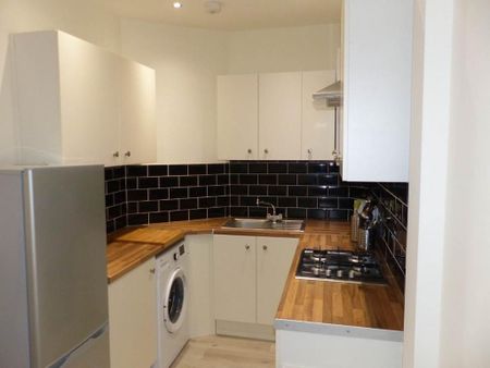 1 bedroom flat to rent - Photo 5