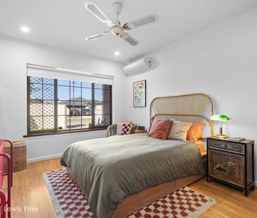 Charming & Low-Maintenance Home with Private Yards in Prime Greenac... - Photo 6