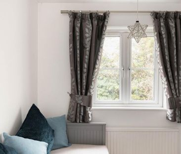 2 bedroom end of terrace house to rent - Photo 4