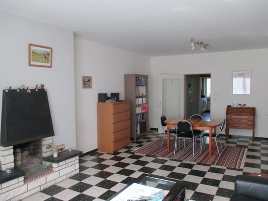 Appartement te huur - Photo 1