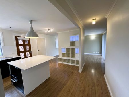 Family Friendly Home - Photo 4