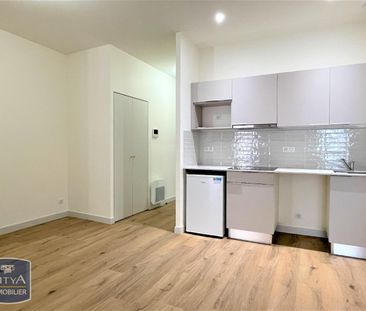 Location Appartement 2 pièces 52m² MONTAUBAN 82000 - Photo 2