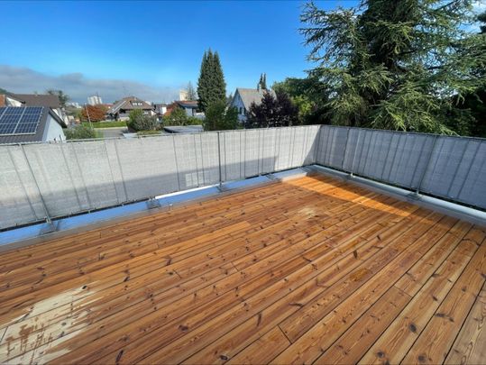 Lustenau: Schöne 2-Zimmer-Dachgeschosswohnung mit großer Terrasse - Photo 1